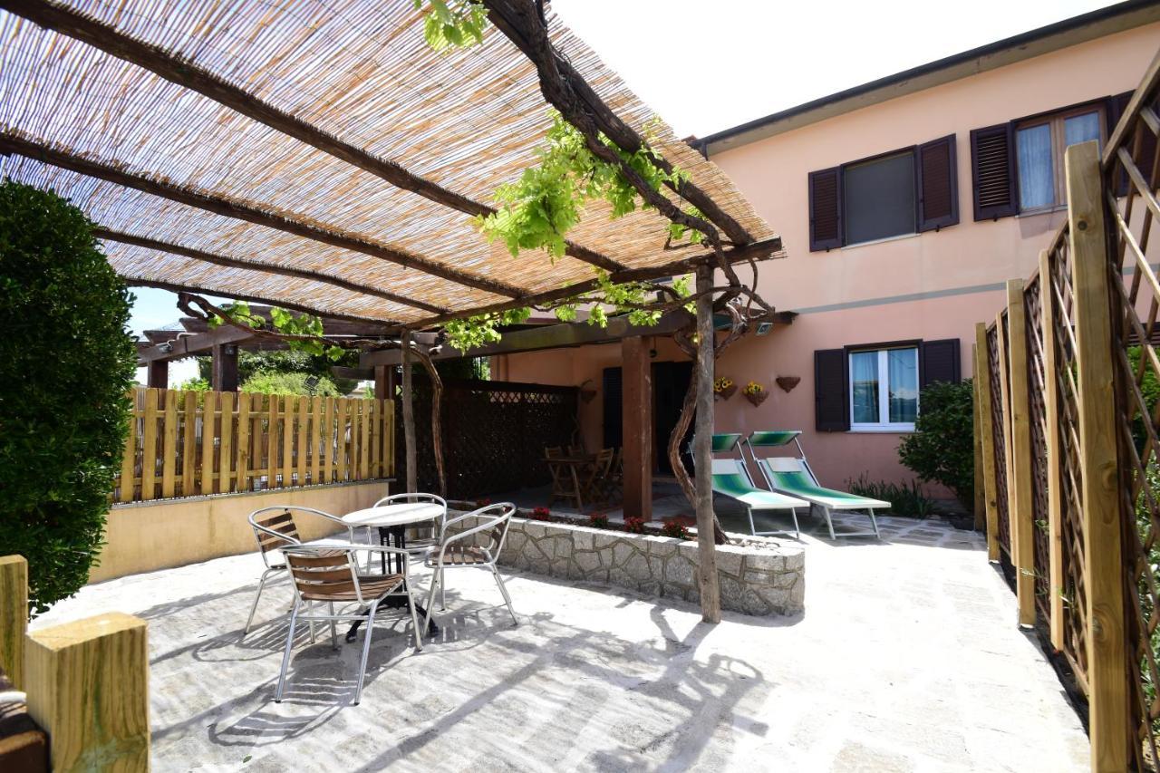 Oleandro - Giardini, Terrazze E Posti Auto Apartment Marina di Campo